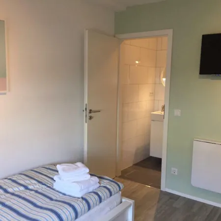 Nahe Messe Und Flughafen Appartement *