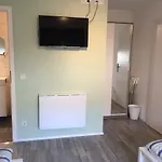 Zimmer Nahe Messe Und Flughafen