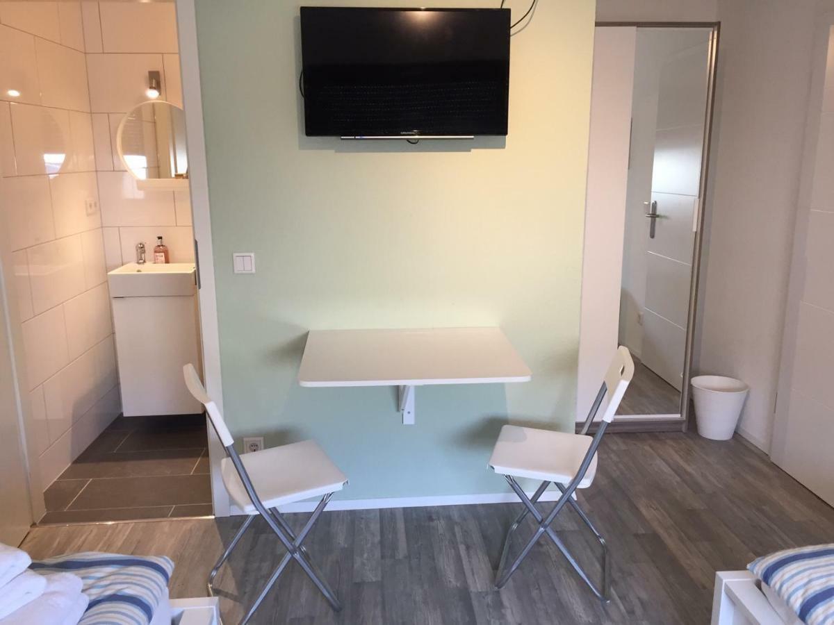 Nahe Messe Und Flughafen Appartement